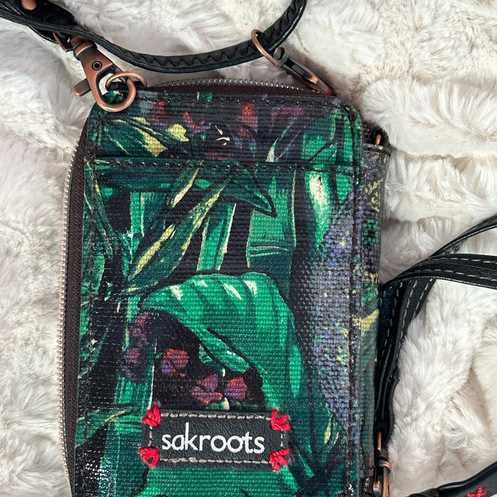 Sakroots Crossbody/wristlet purse